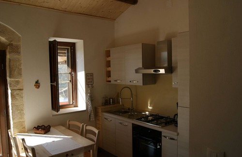 Buscemi House | Country house with 3 apartments in the middle of an olive grove - peace and relaxation