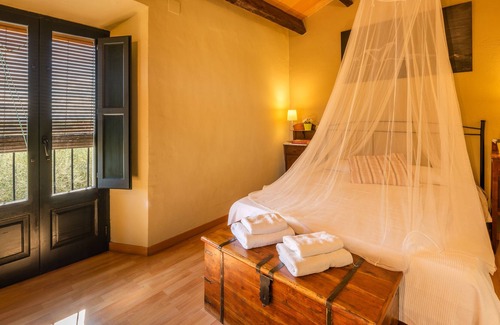 Garriguella Cottage | Country house with large garden and swimming pool 10 minutes from the beach