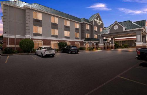 Hot Springs Hotel | Country Inn & Suites by Radisson, Hot Springs, AR