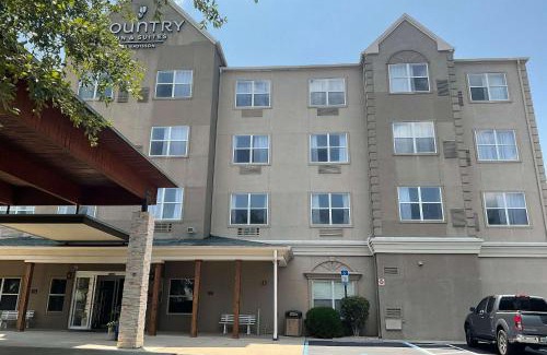 Tallahassee Hotel | Country Inn & Suites by Radisson, Tallahassee-University Area, FL