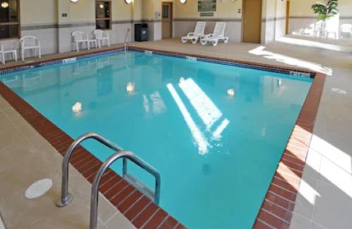 Conway Hotel | Country Inn & Suites by Radisson, Conway, AR