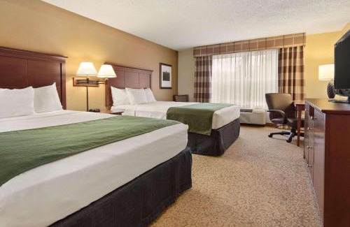 Stevens Point Hotel | Country Inn & Suites by Radisson, Stevens Point, WI