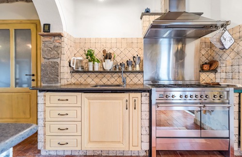 Castiglione in Teverina House | Country House Casale dei Gelsi Entire property including swimming pool for private use
