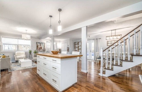 Thomasburg House | Country Living With All The Bells And Whistles, Across From Moira River