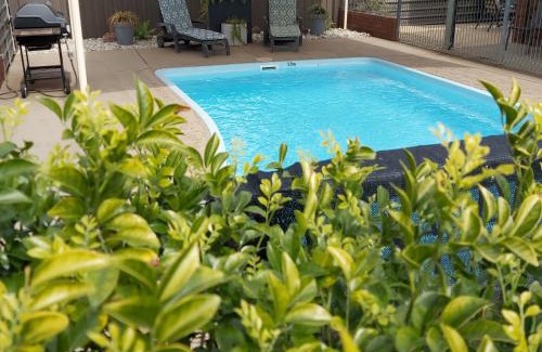 Forbes Hotel | Country Mile Motor Inn