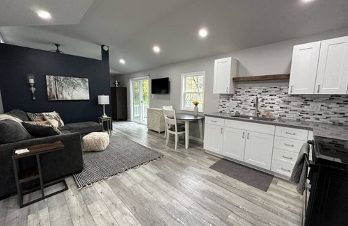 Peru Apartment | Country Quaint near Mississinewa Lake