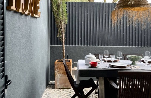 Castelo Villa | Country retreat 5 minutes from the fantastic beaches of Meco. Family Space