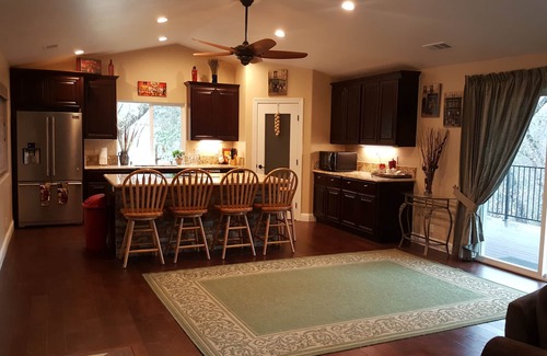 Placerville House | Country Setting in the Heart of Gold Country - Yet close to it all