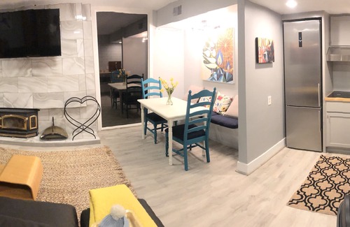 Reno Apartment | Country setting with Modern Finishes