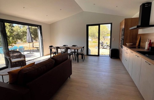 Figari House | Country villa with swimming pool and enclosed garden, ideal for families