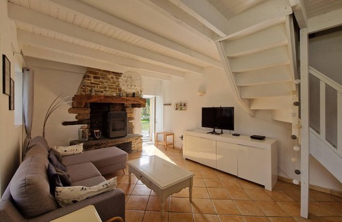 Plouegat-Guerand House | Countryside holiday home near the beach