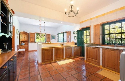 Arcos de Valdevez House | Countryside House | Pool and Tennis by HostWise