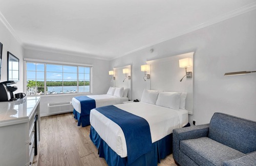 Redevelopment Area Resort | Couple's Heaven! Bay View King Unit, Pool, Parking, 2 Miles to the Beach