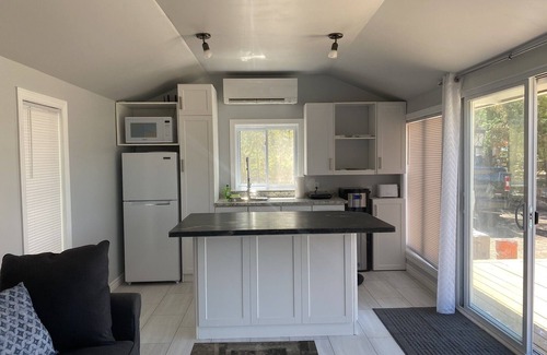 Campbellford Apartment | Couples Retreat