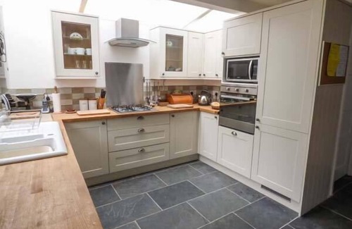 Solva Cottage | Court House