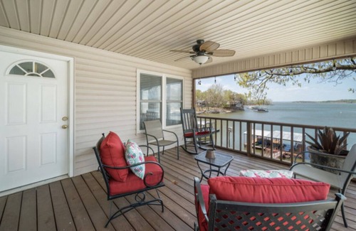 Grove House | Courthouse Hollow, Lakefront Home, 3 bed 2 bath, big views!