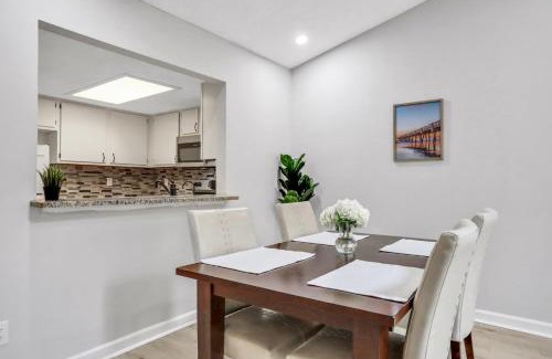 Golden Glades - The Woods House | Courtney Woods Oasis by SkyRun Jacksonville