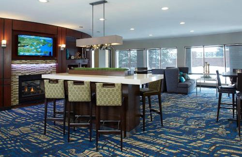 Natick Hotel | Courtyard Boston Natick