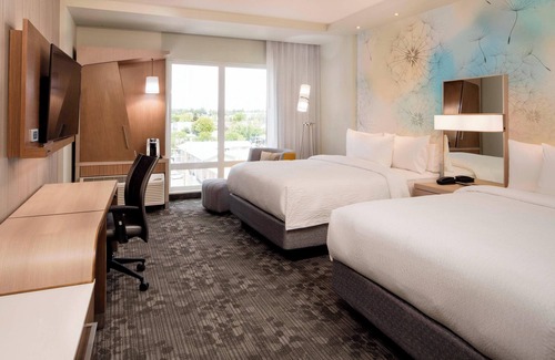 Prince George Hotel | Courtyard by Marriott Prince George