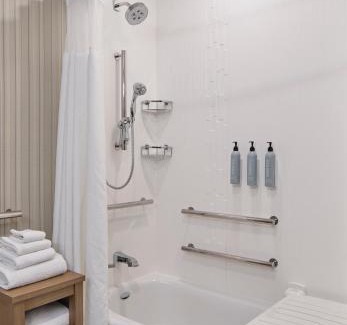 Troy Hotel | Courtyard by Marriott Albany Troy/Waterfront