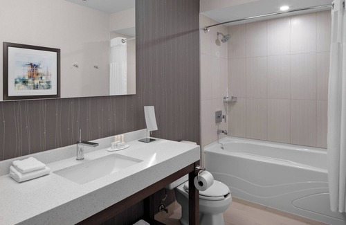 Downtown Edmonton Hotel | Courtyard by Marriott Edmonton Downtown