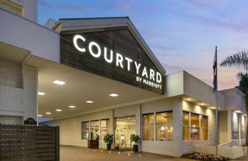 East Village Hotel | Courtyard by Marriott Long Beach Downtown