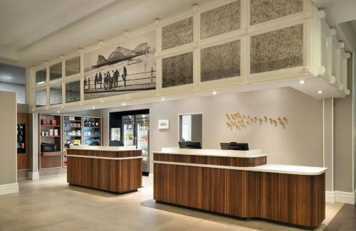 East Village Hotel | Courtyard by Marriott Long Beach Downtown