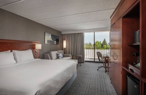 Monrovia Hotel | Courtyard by Marriott Los Angeles Pasadena/Monrovia