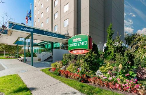 Queens Hotel | Courtyard by Marriott New York JFK Airport