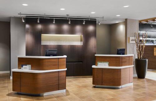Downtown Newark Hotel | Courtyard by Marriott Newark Downtown