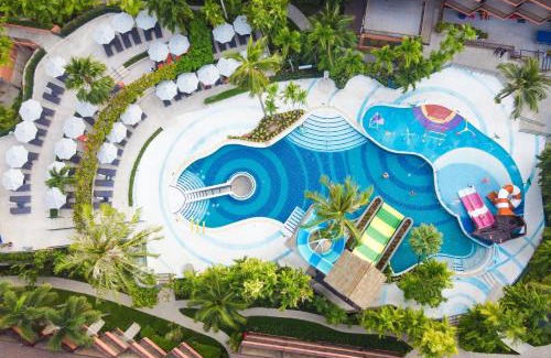 Patong Resort | Courtyard by Marriott Phuket, Patong Beach Resort