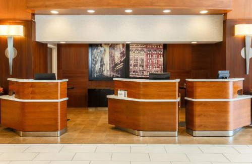 Cultural District Hotel | Courtyard by Marriott Pittsburgh Downtown
