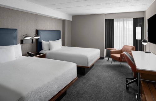 North Oakland Hotel | Courtyard by Marriott Pittsburgh University Center