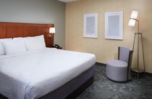 Rockford Hotel | Courtyard by Marriott Rockford