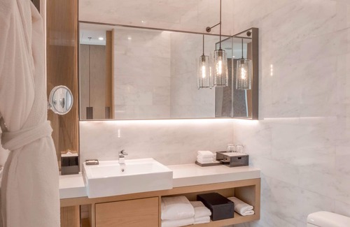 Nanshan Hotel | Courtyard by Marriott Shenzhen Bay