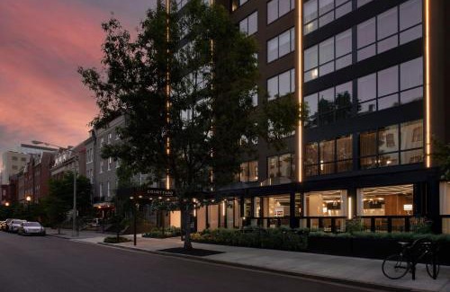 Dupont Circle Hotel | Courtyard by Marriott Washington, DC Dupont Circle