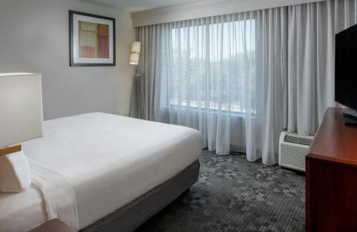 Gulf Shores Hotel | Courtyard Gulf Shores Craft Farms