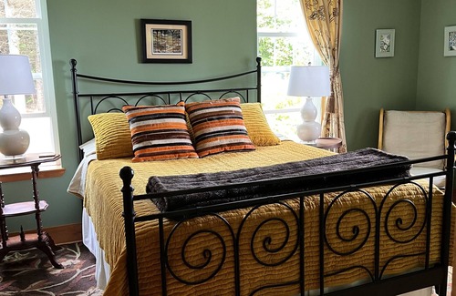 Minturn House | Cove & Carriage House w/ Ocean views near Acadia