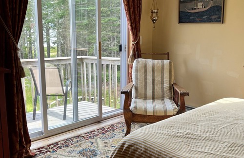 Minturn House | Cove & Carriage House w/ Ocean views near Acadia