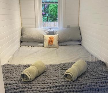 Fort William Apartment | Cow Hill Pod