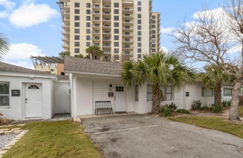 Panama City Beach House | Cowboy Cottage by Beach Haven Vacation Rentals