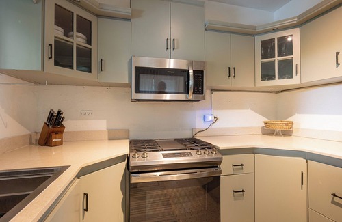 Zarzal House | Coyaba House- Private Pool Oasis w/Ocean View Near The Rainforest & Beaches