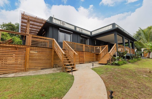 Zarzal House | Coyaba House- Private Pool Oasis w/Ocean View Near The Rainforest & Beaches