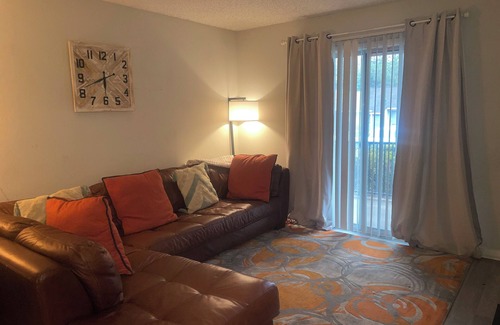 Sandy Springs Apartment | Cozy 1-bedroom apartment in lovely Sandy Springs with fitness room, WiFi