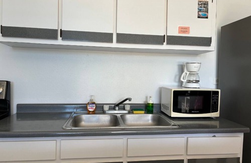 Rio Jueyes Apartment | Cozy 1-bedroom apartment in enjoyable Salinas with AC, WiFi