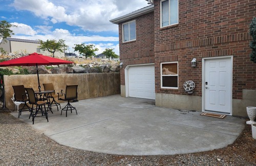 Box Elder County Apartment | Cozy 1-bedroom apartment in the quiet Radio Hill district of Tremonton.