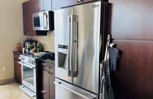 West Bellevue Apartment | Cozy 1-bedroom apartment in charming Bellevue with WiFi