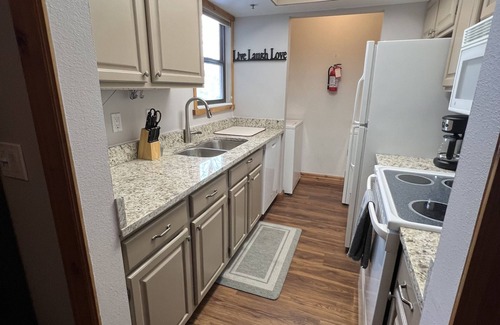 Kimball Junction Condo | Cozy 1-bedroom condo, 7-minute drive to Park City Mountain Resort