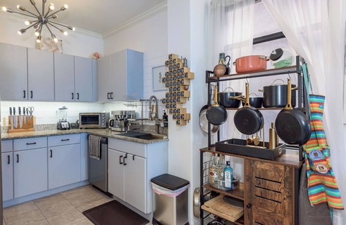 Cortez Hill Condo | Cozy 1-bedroom condo in fabulous San Diego with fitness room, AC