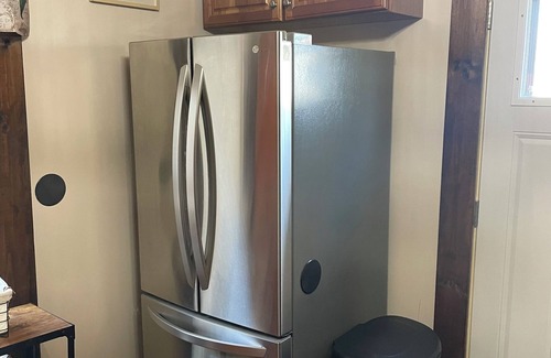 Near Eastside House | Cozy 1-bedroom house in lovely Indianapolis with WiFi, AC